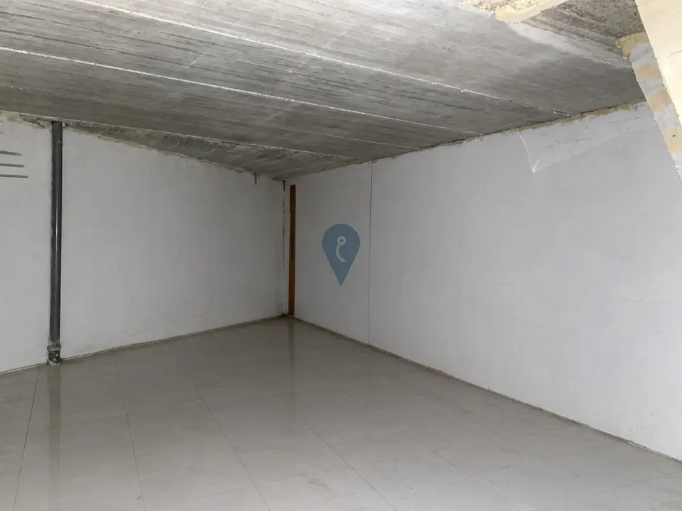 Garages / Garage Space for sale in Marsaskala