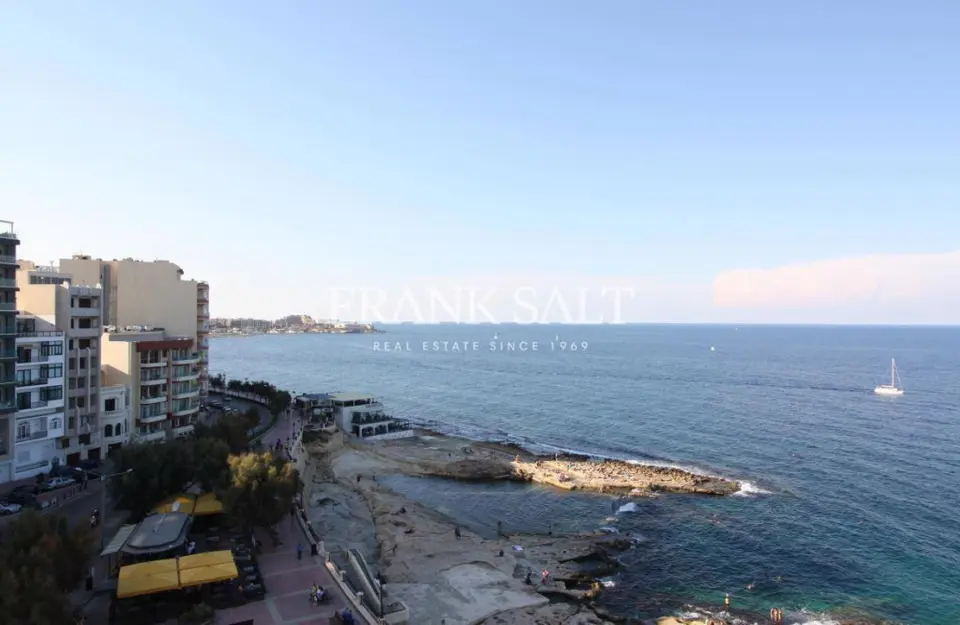Sliema, Furnished Penthouse