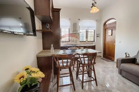 2 bedroom Maisonette to rent in St Paul's Bay