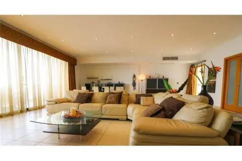 3 bedroom Apartment to rent in Sliema