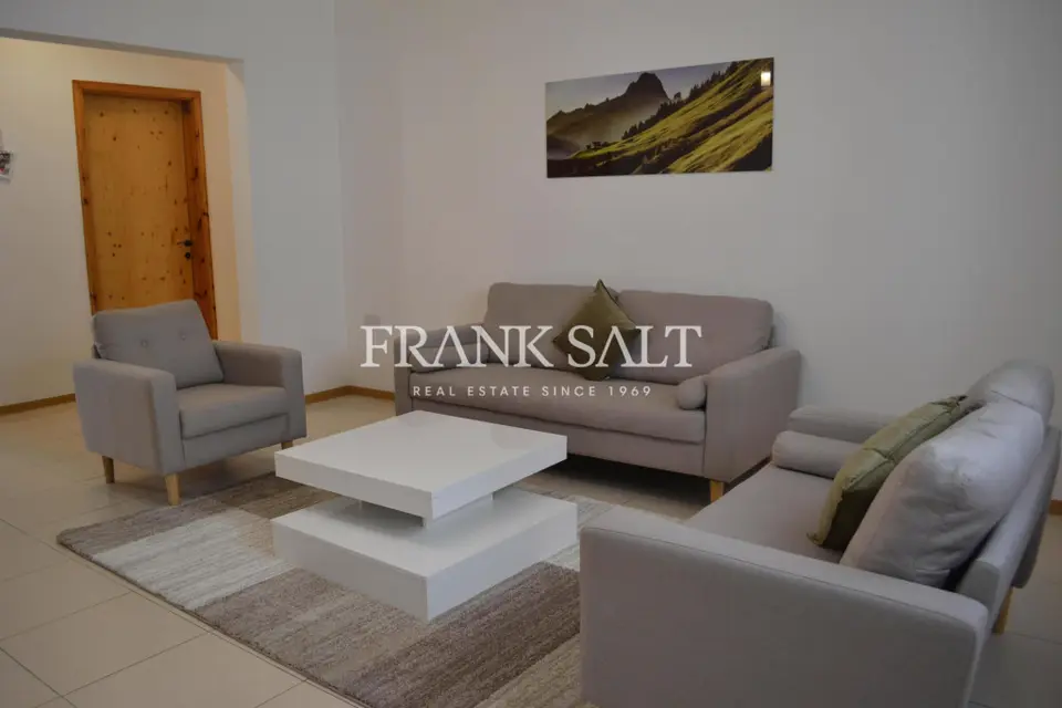 Gzira, Apartment