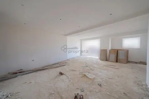 3 Bedroom Apartment For Sale in Marsascala