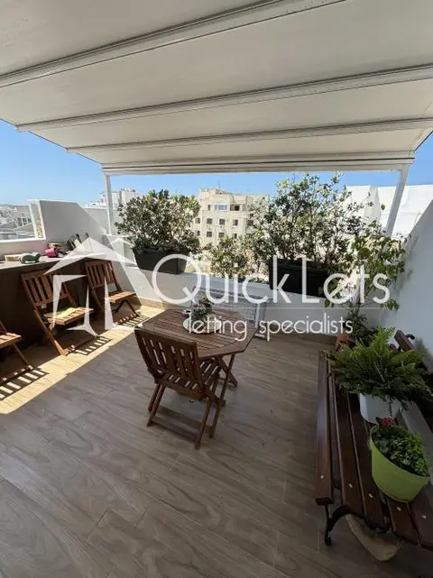 1 bedroom Penthouse to rent in Msida