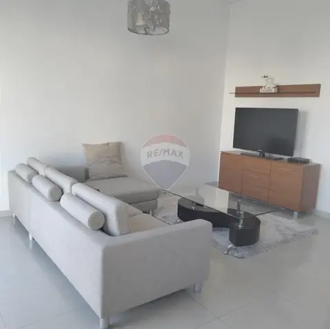 2 bedroom Apartment to rent in St Julian's
