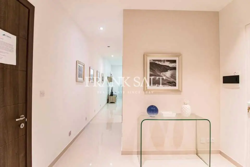 Swieqi, Apartment