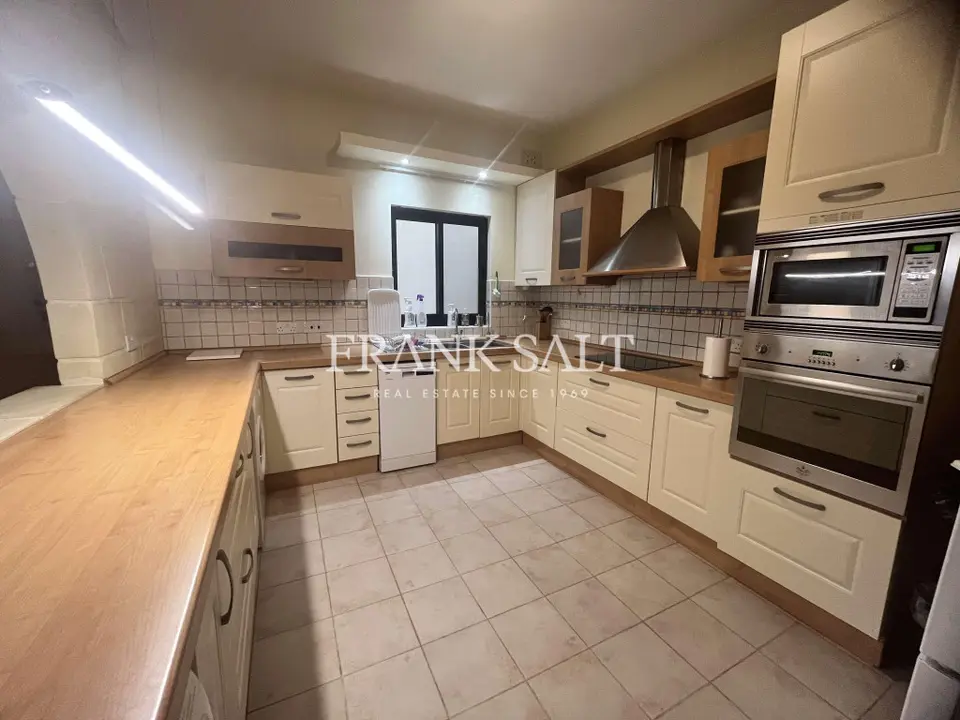 Marsascala, Furnished Apartment