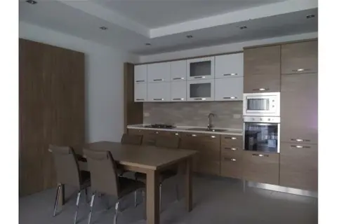 2 bedroom Apartment to rent in Tarxien