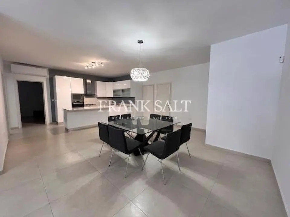 Swieqi, Furnished Maisonette